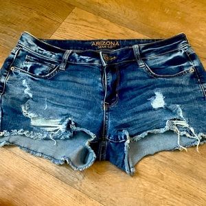 Arizona Jean Co. Distressed Ripped Jean Shorts GUC 9